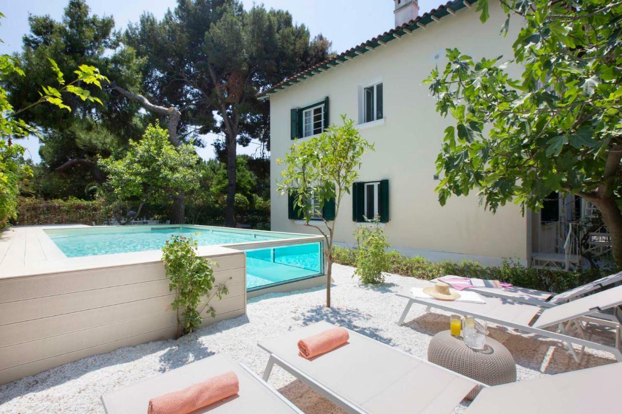 Villa Glyfada 6br 16ppl Private Pool 300m To